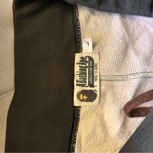 BAPE GLOW-IN-DARK SHORTS - Picture 2 of 4